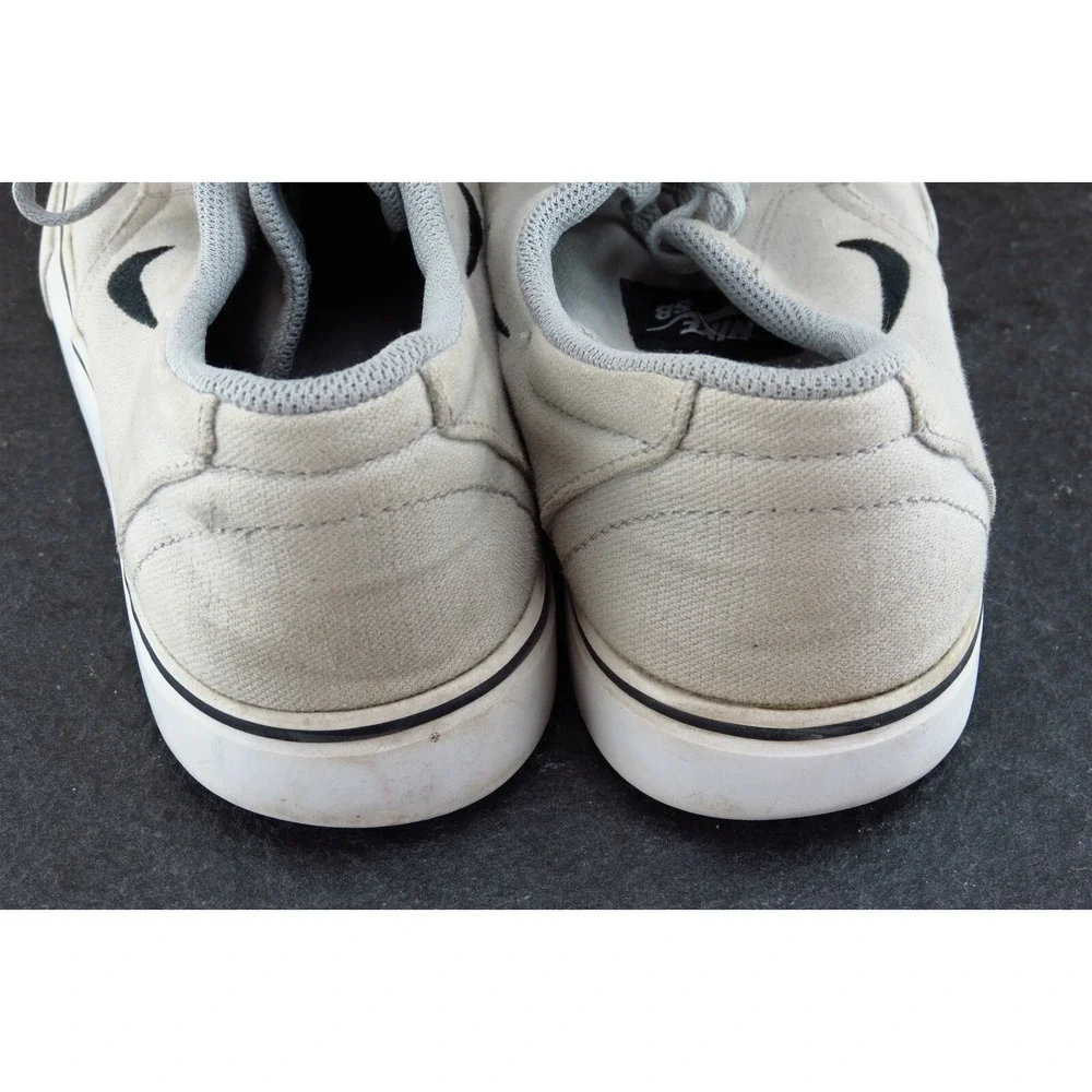 Nike welcome shoe